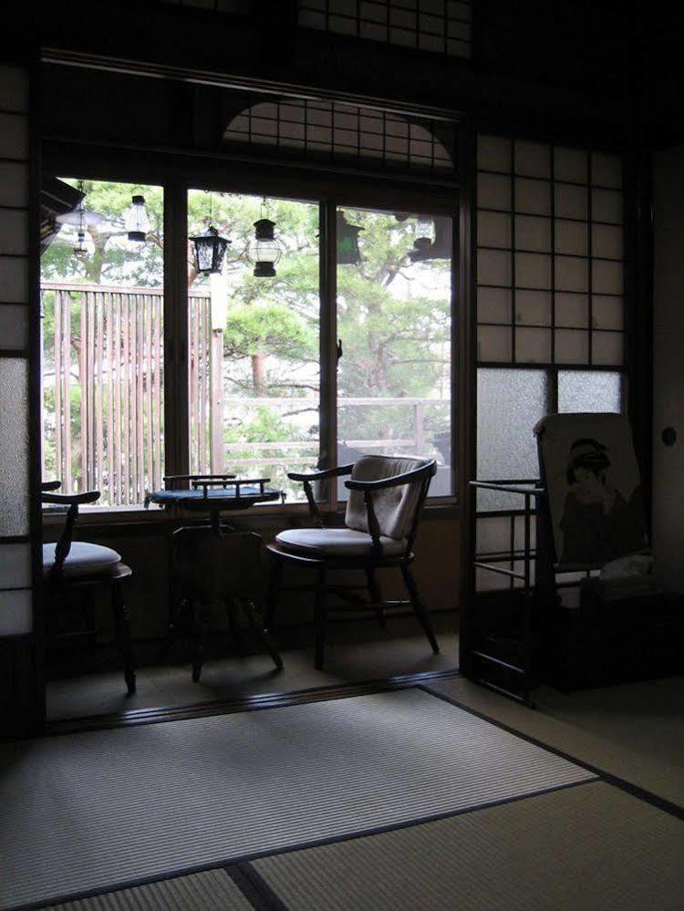 Sumiyoshi Ryokan Takayama  Buitenkant foto